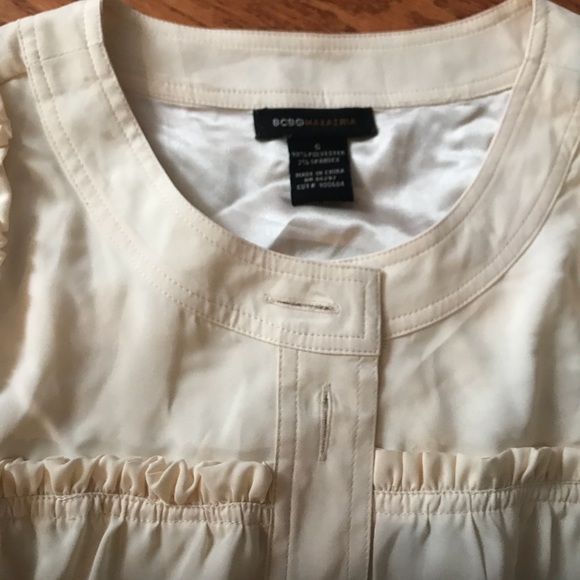 BCBG Classical Cream Button Up - Picture 3 of 4